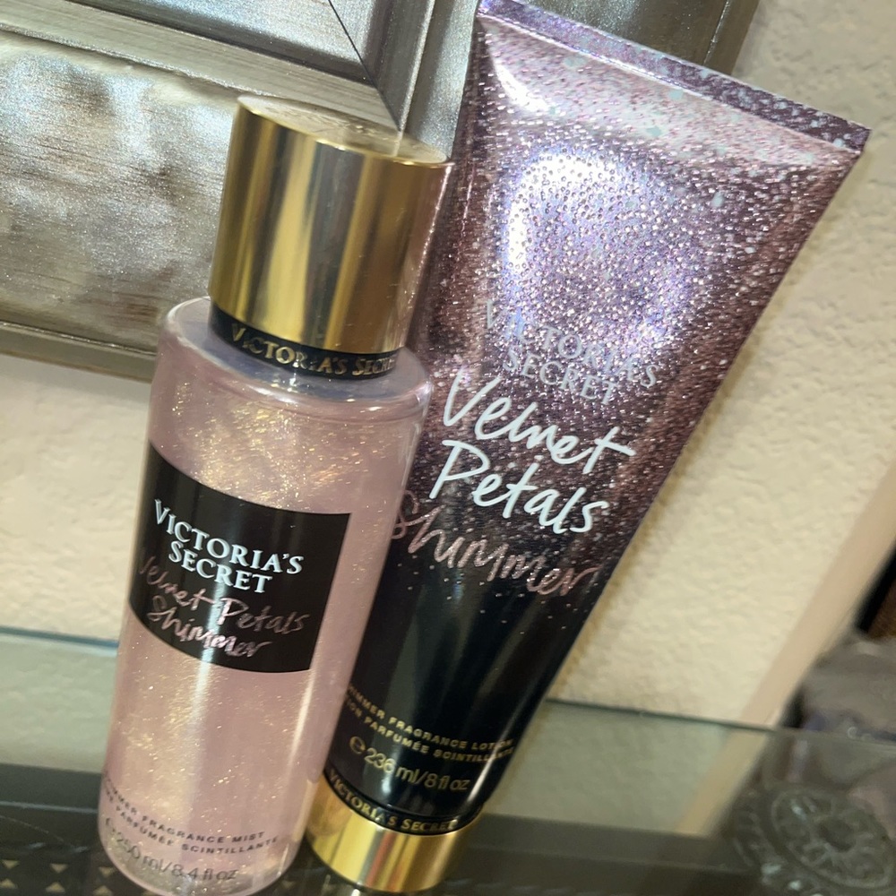 Victoria Seccrets Velvet Petals Shimmer